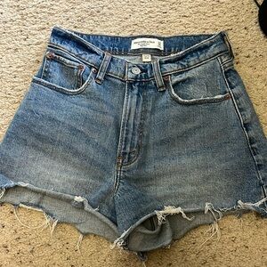 abercrombie curve love jean shorts
